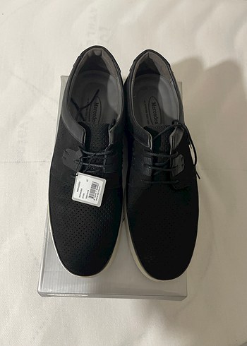 Mercedes sıfır etiketli 45 numara ayakkabı - Görsel 2