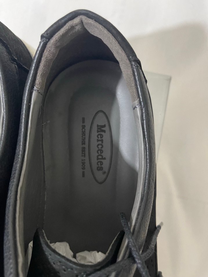 Mercedes sıfır etiketli 45 numara ayakkabı - Görsel 5