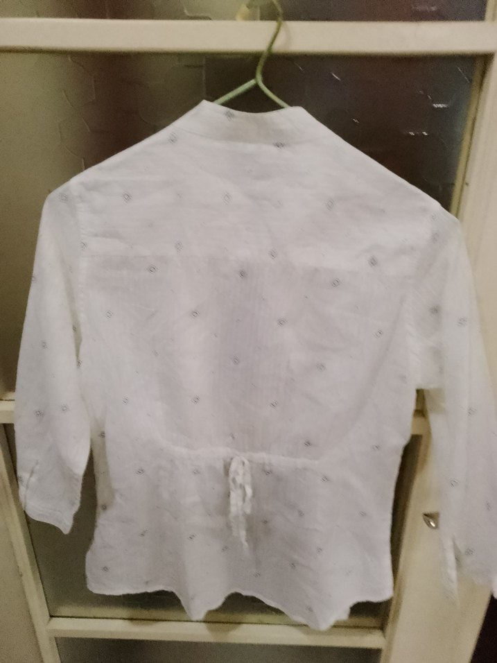 Kadın Beyaz Keten Düğmeli Gömlek - Görsel 2