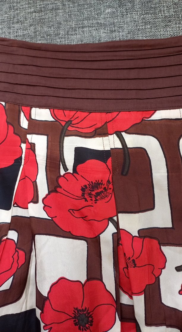 Kırmızı Desenli Pilili Midi  Etek - Görsel 5