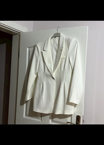 Düğmeli Beyaz Keten Mini Kadın Blazer