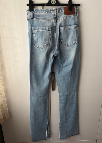 Zara yüksek bel yırtık jean - Görsel 5