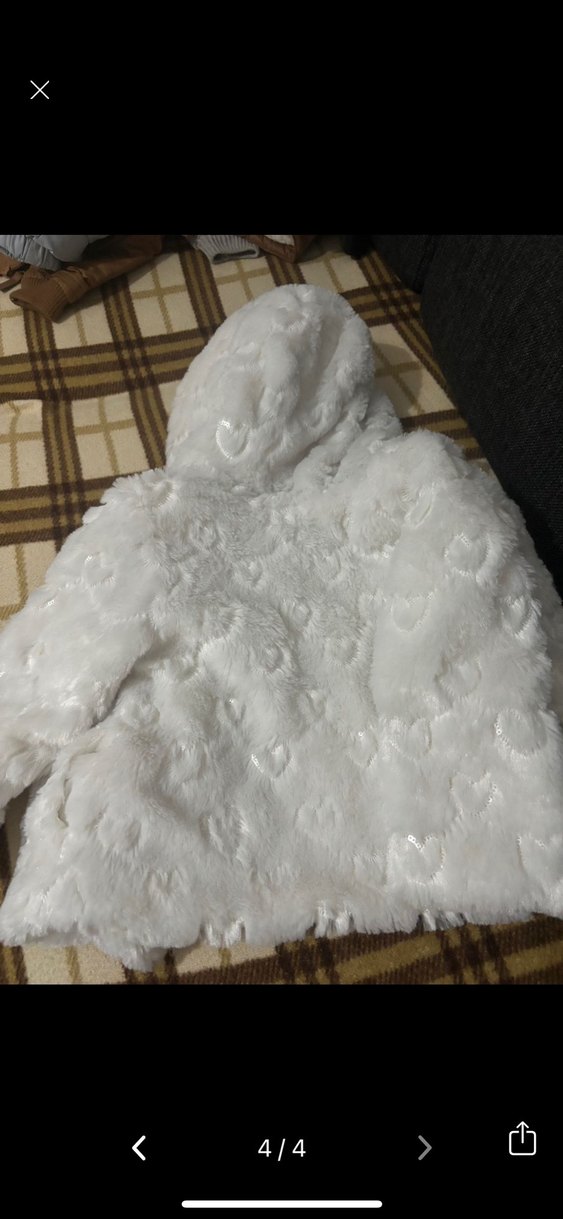 Kız Çocuk Beyaz Kapüşonlu Kürk Detaylı Ceket - Görsel 3