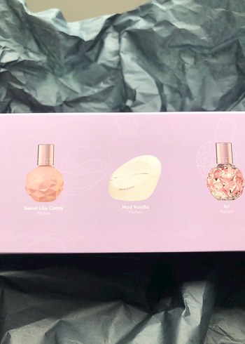 Ariana Grande Mini Cracker Parfüm Seti - Görsel 4