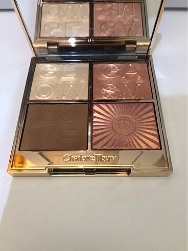 Charlotte Tilbury Glowgasm