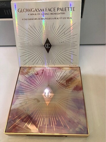 Beden Charlotte Tilbury Glowgasm