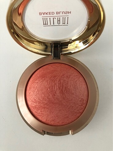 Deborah Milano Milani Luminoso Allık