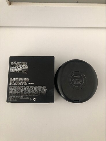 Beden Renk MAC Next To Nothing Pudra