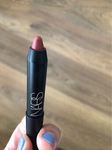 Nars Nars Walkyrie Ruj Seti