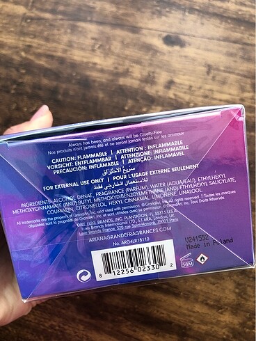 Diğer Ariana Grande Cloud Parfüm 30ml
