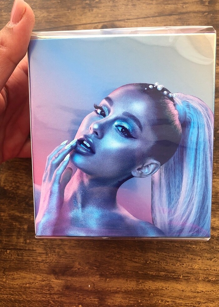 Ariana Grande Cloud Parfüm 30ml - Görsel 3