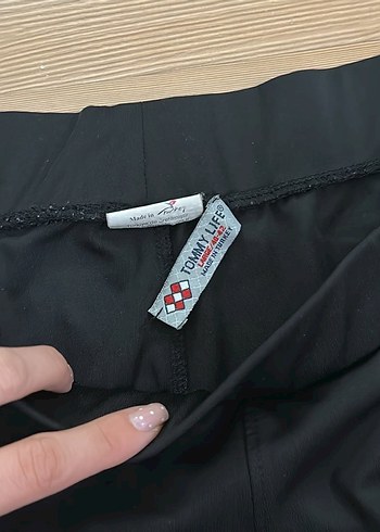 Siyah Pliseli Kadın Kumaş Pantolon - Görsel 2