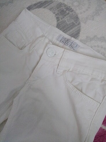 26 Beden Kadın beyaz pantolon 