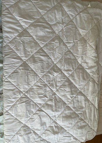English Home Tek Kişilik Mikrofiber Yorgan