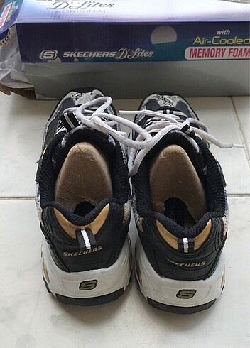 39 Beden altın Renk Sorunsuz yepyeni skechers siyah ipi ve kutusu mevcut