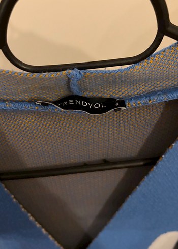 Çiçek Desenli Mavi Düğmeli Hırka - Görsel 4