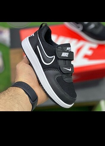 32 Beden Nike Fileli 26/35 no aralığı