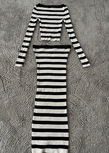 Uzun Kollu Çizgili Triko etek kazak takım - Görsel 3