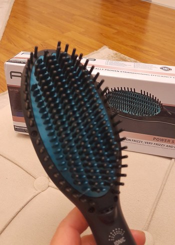 Rowenta Saç Düzleştirici Fırça - Görsel 2