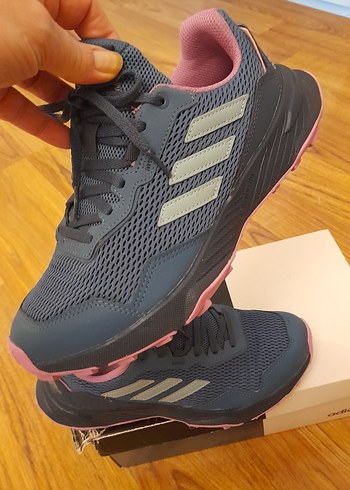 Orjinal adidas spor ayakkabı - Görsel 9