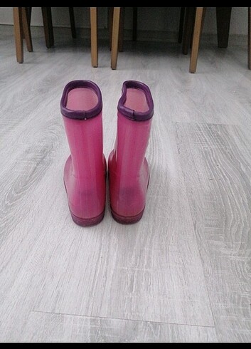Pembe cizme - Görsel 3