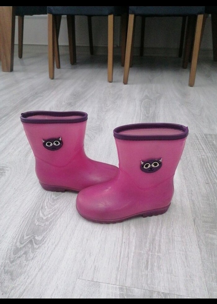 Pembe cizme - Görsel 2