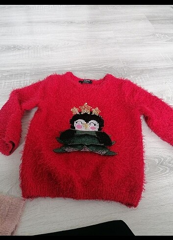 İki adet LC Waikiki peluş kazak - Görsel 2