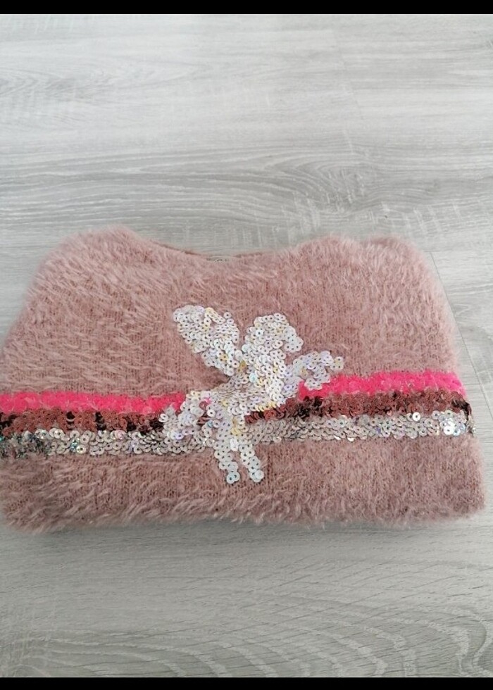 İki adet LC Waikiki peluş kazak - Görsel 3