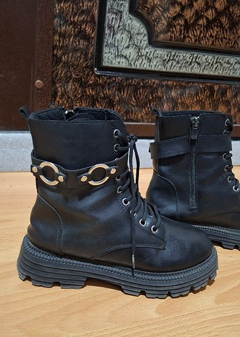 Siyah Deri Platform Topuklu Goth Botlar - Görsel 4