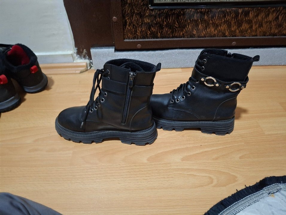 Siyah Deri Platform Topuklu Goth Botlar - Görsel 3