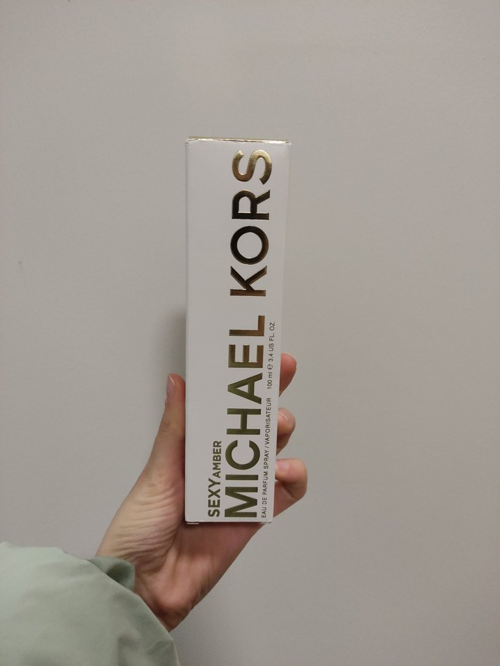 Michael Kors Kadın Parfümü Sexy amber - Görsel 3