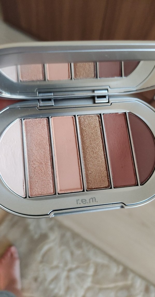 Bej Tonlarda Göz Farı Paleti r.e.m - Görsel 3