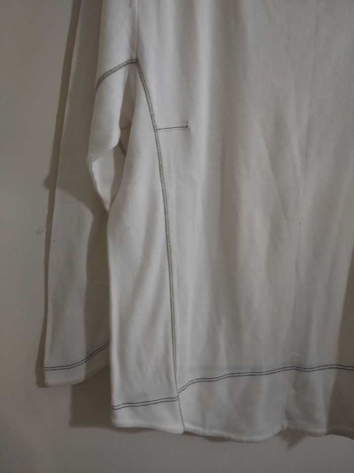 Beyaz  Uzun Kollu Tişört - Görsel 2