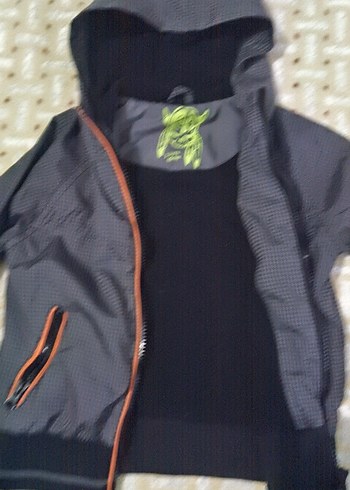 Kapüşonlu Baskılı Erkek Çocuk yagmurluk - Görsel 4