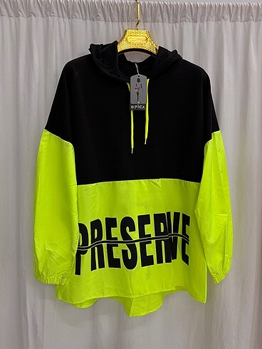 Kapşonlu Uzun Kol Baskılı Sweatshirt