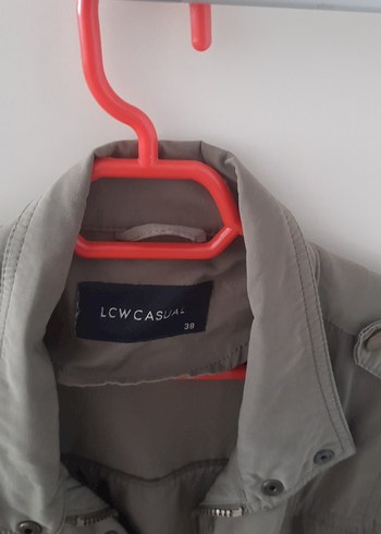 LC Waikiki haki yeşil kadın ceket