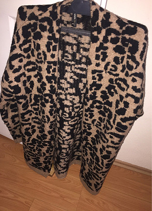 Leoparlı hırka
