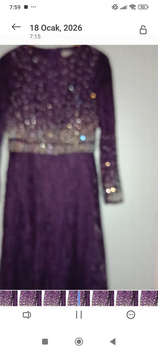 İnci İşlemeli Uzun Kollu Mor Abiye Elbise - Görsel 4