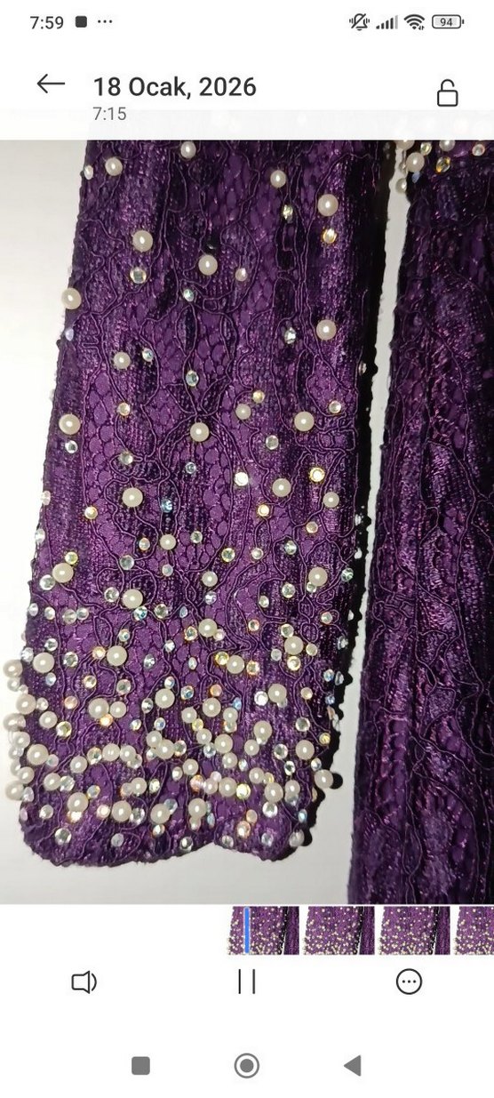 İnci İşlemeli Uzun Kollu Mor Abiye Elbise - Görsel 3