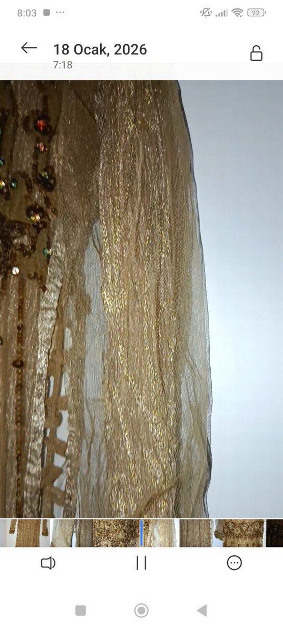 Boncuk İşlemeli Altın Renk abiye - Görsel 3