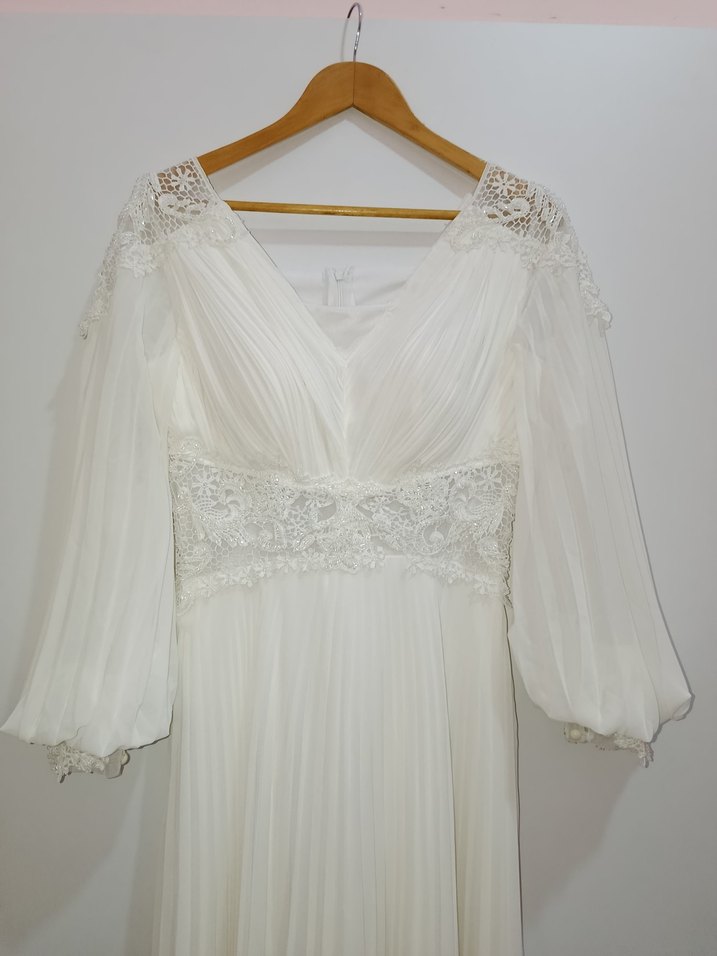 Vintage V Yaka Uzun Kollu Beyaz A Kesim Gelinlik - Görsel 3