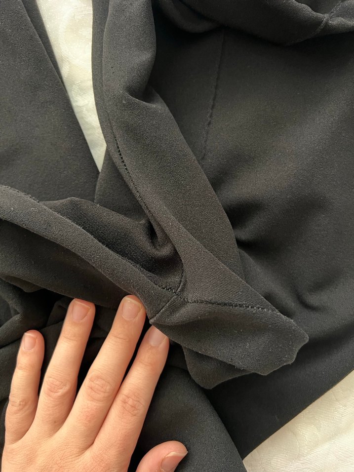 Siyah Kadın İspanyol Kesim Kumaş Pantolon - Görsel 3