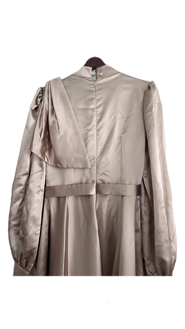 Pudra Uzun Drapeli Kadın Elbise - Görsel 3