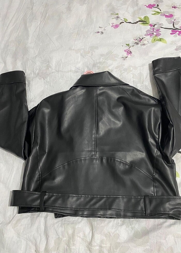 Kadın deri ceket - Görsel 4