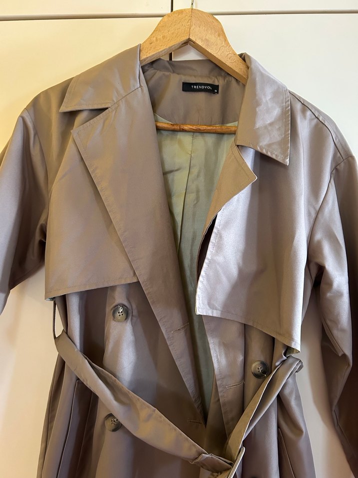 VizyonUzun Kadın Trenç - Görsel 3