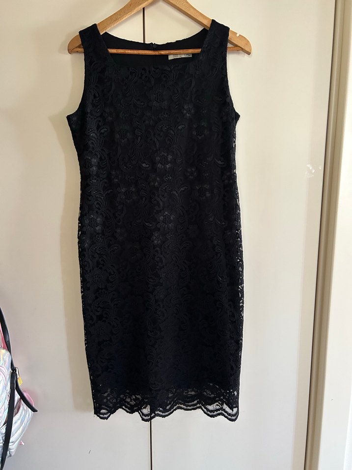 Siyah Dantelli Klasik Midi Elbise - Görsel 2