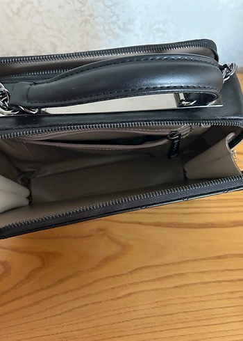 Zincir Detaylı Siyah Deri Kadın Çanta - Görsel 5