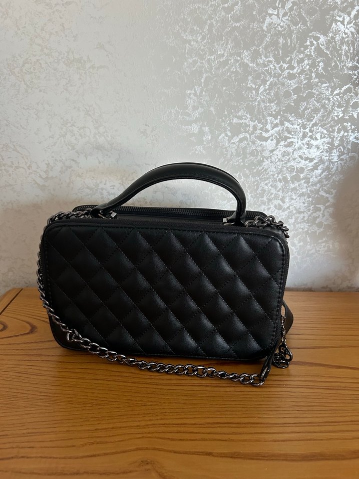 Zincir Detaylı Siyah Deri Kadın Çanta - Görsel 4