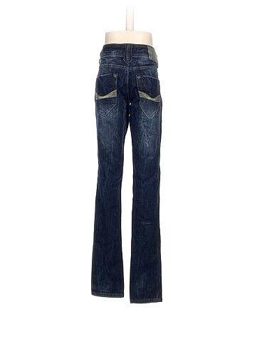 36 Beden Bershka Jean / Kot %70 İndirimli.