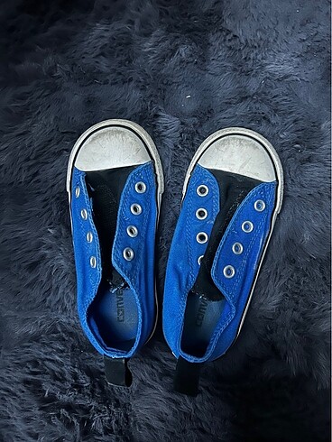 24 Beden Converse Çocuk Ayakkabı